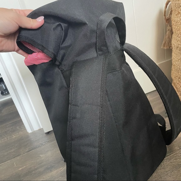 Herschel Supply Co Backpack - Picture 3 of 3